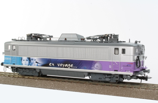 Locomotive électrique BB508618 livrée En Voyage