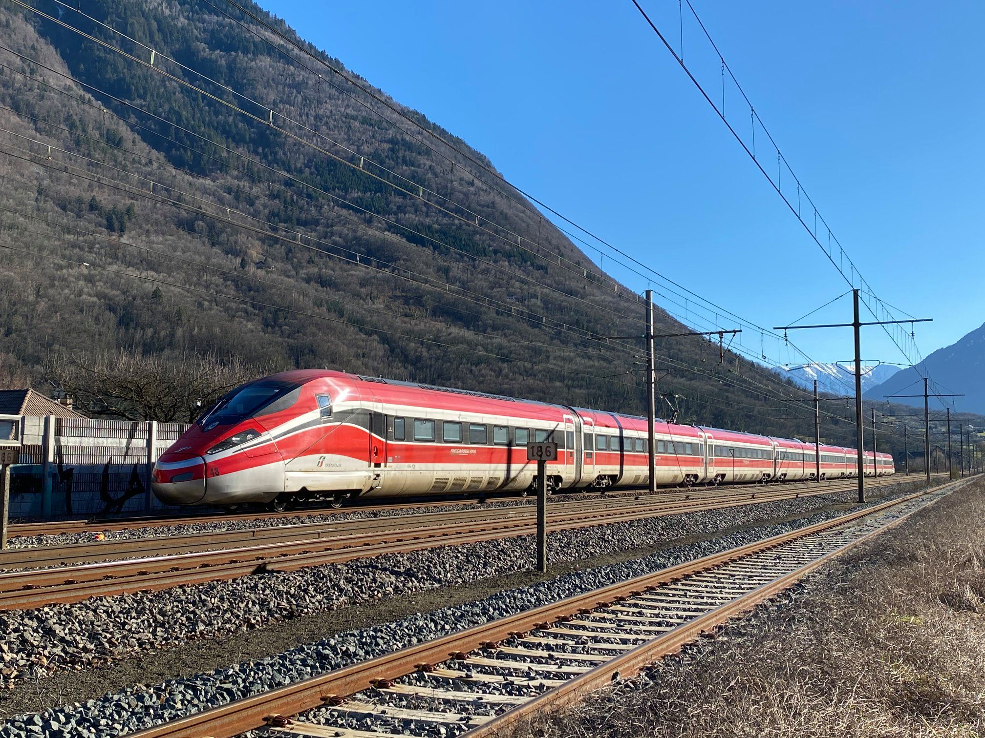 42042 MARKLIN HO coffret de 4 voitures voyageurs SNCF à 3 essieux réf