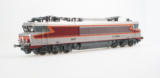 Locomotive électrique CC21004 livrée argent SNCF