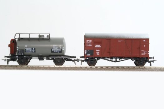 Set de 2 wagons (1 couvert, 1 citerne) à essieux DRG époque II