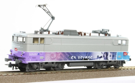 Locomotive électrique BB525257 SNCF En Voyage