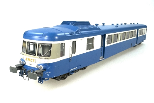 Autorail X2816 SNCF modernisé Bleu 202 Blanc 708 et Gris 804 logo en relief LYON-VAISE DCC SOUND