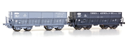 Coffret de 2 wagons DM + DM, Saulnes/Forges et Acièries du Nord et de l'Est, bords bas, gris foncé SNCF