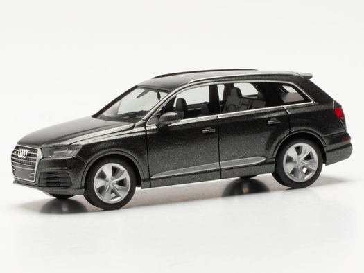 Audi Q7 gris métallisé