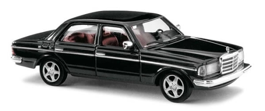 Mercedes W123 Limousine Black Edition