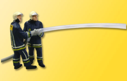 Pompiers avec lance
