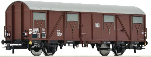 Wagon couvert Gbrs brun DB avec feux arrière alimentés par batterie