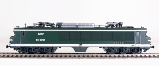 CC 6541, vert, ligne blanche, Maurienne, inscriptions blanches, logo Beffara, équipée 3ieme rail SOUND