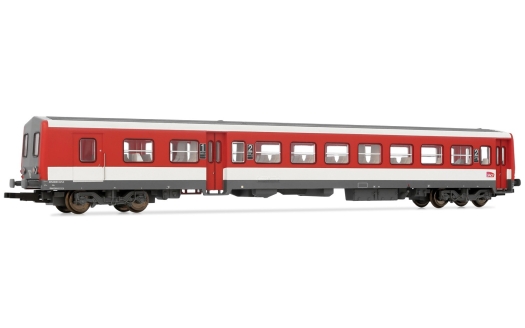 Remorque d'autorail XR6254, livrée rouge et blanc, logo Carmillon SNCF